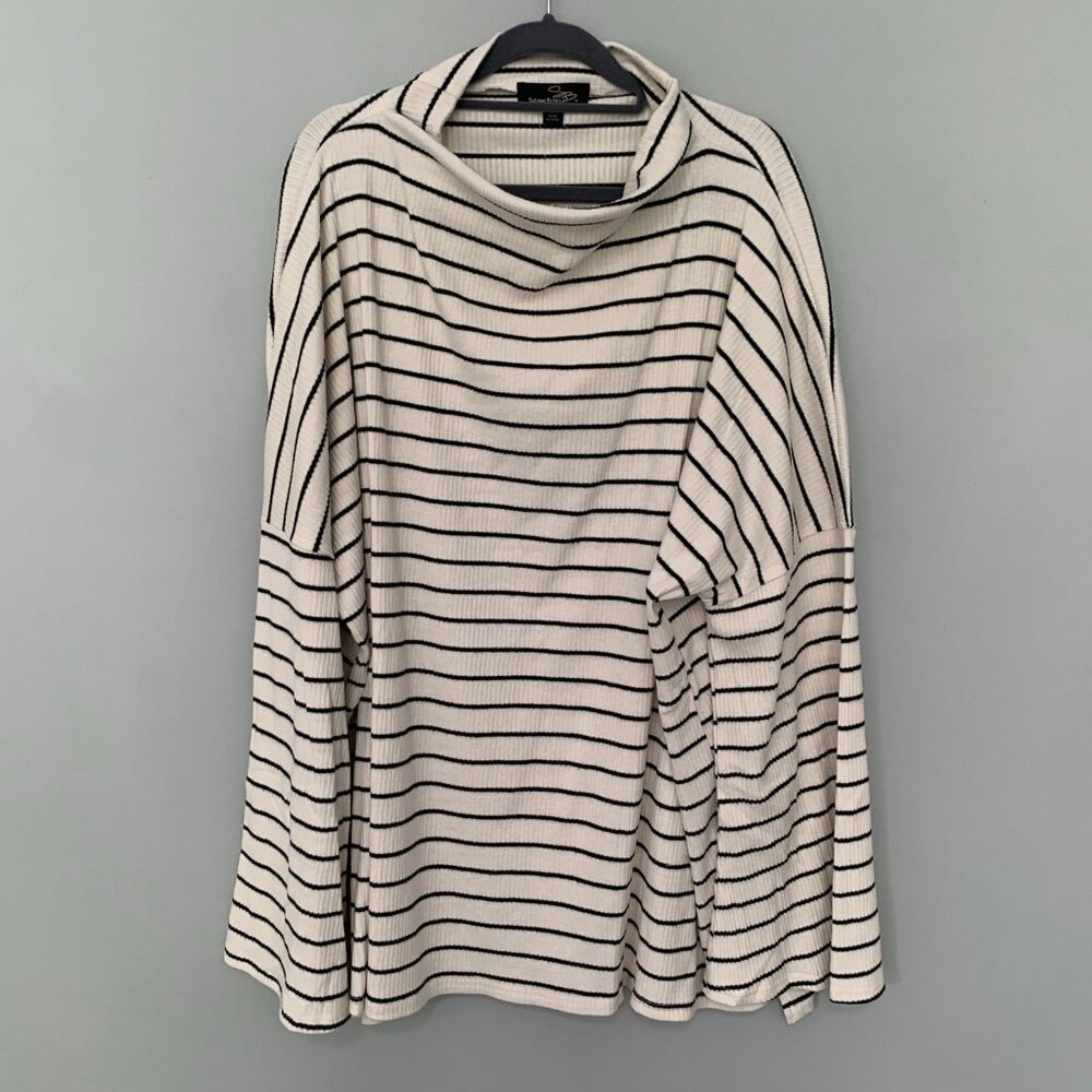 NEW Suzanne Betro Funnel‎ Neck Top Women 4X Ivory Black Striped Ribbed Knit